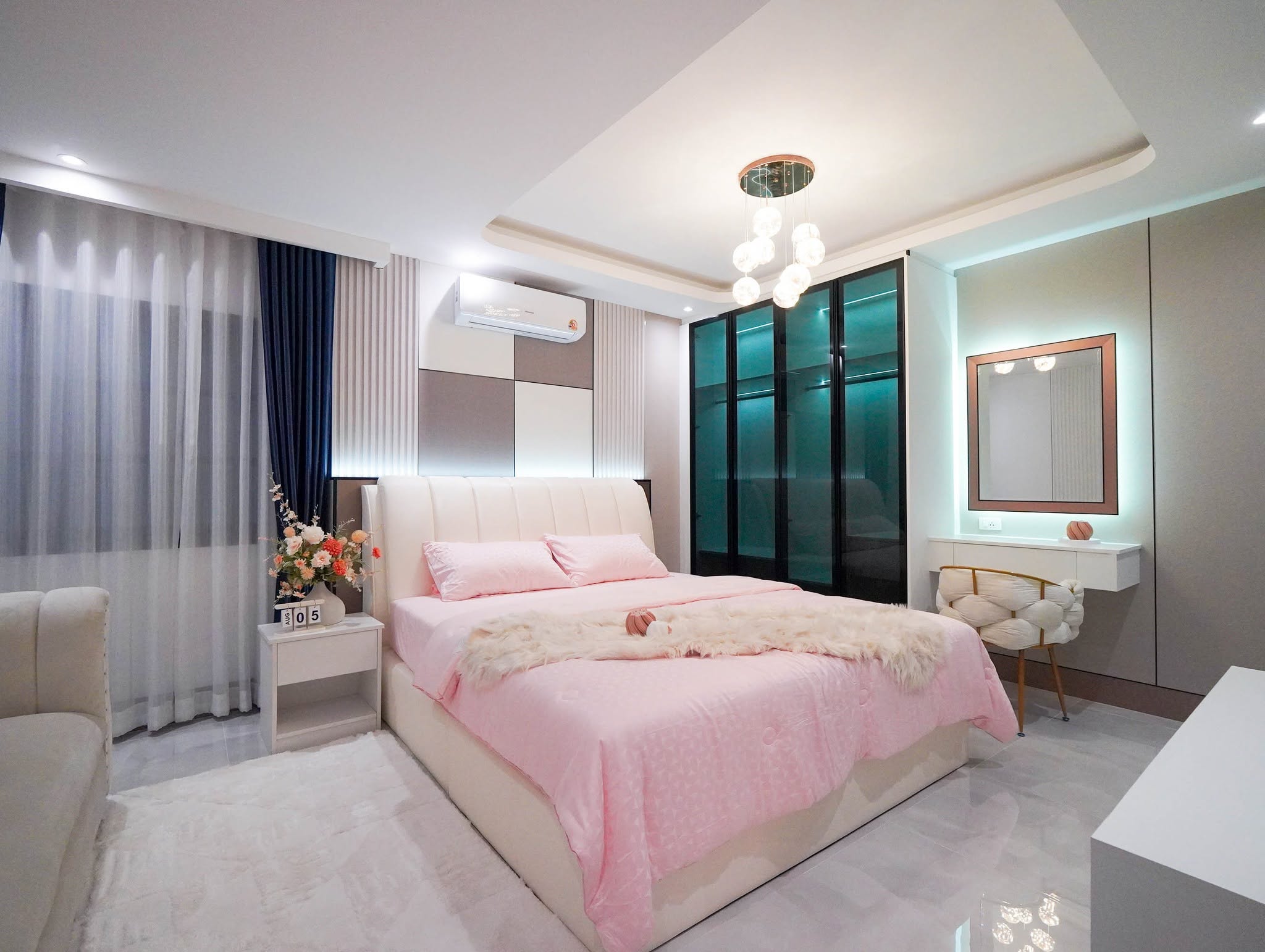  For Sale: Large 2-story detached house  @Soi Siam Country Club