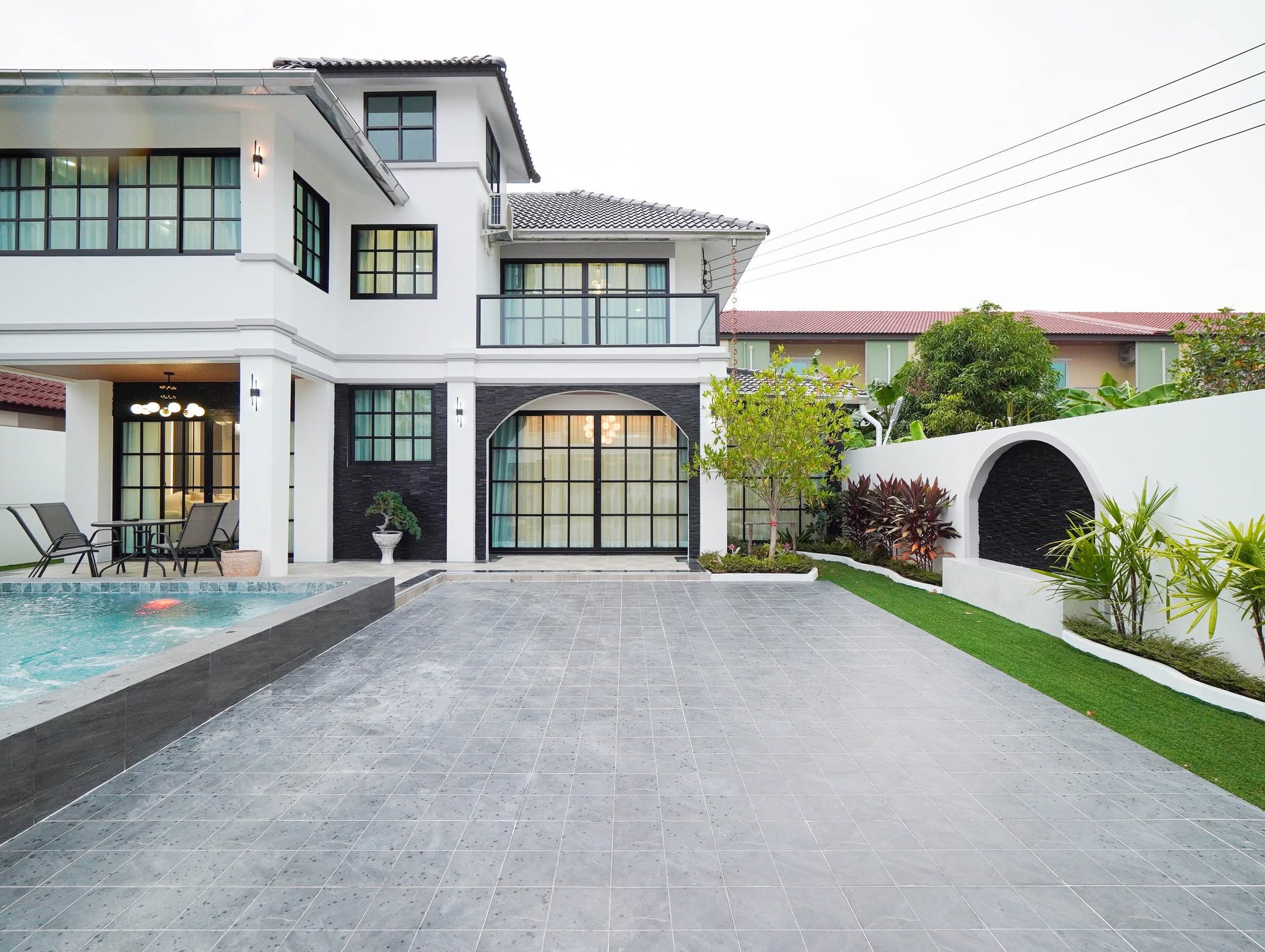  For Sale: Large 2-story detached house  @Soi Siam Country Club