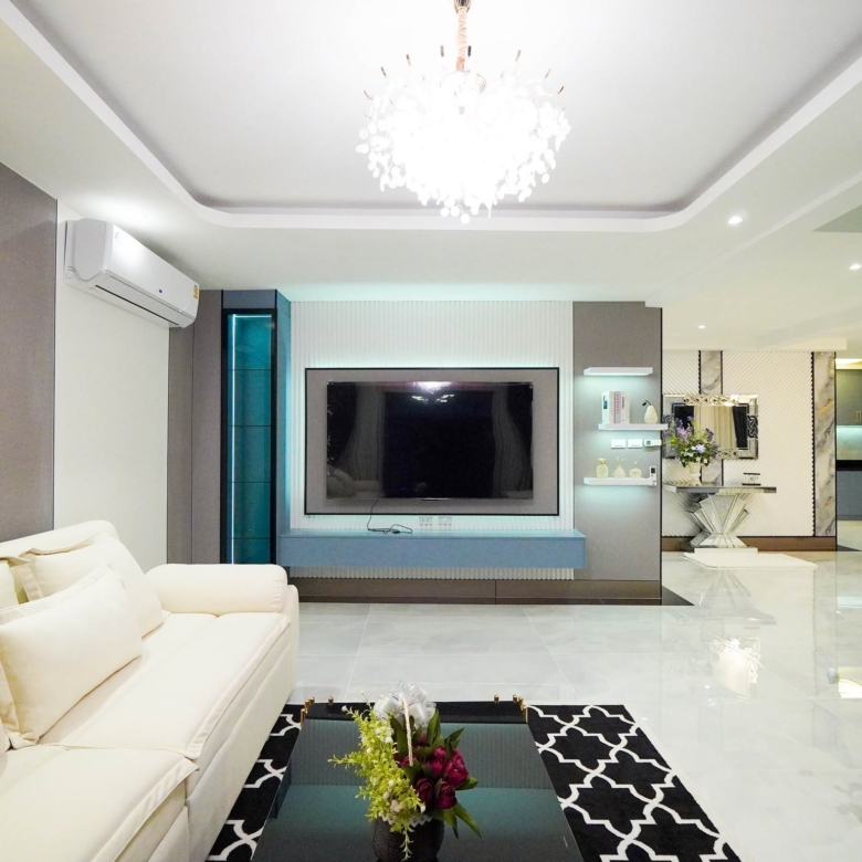  For Sale: Large 2-story detached house  @Soi Siam Country Club