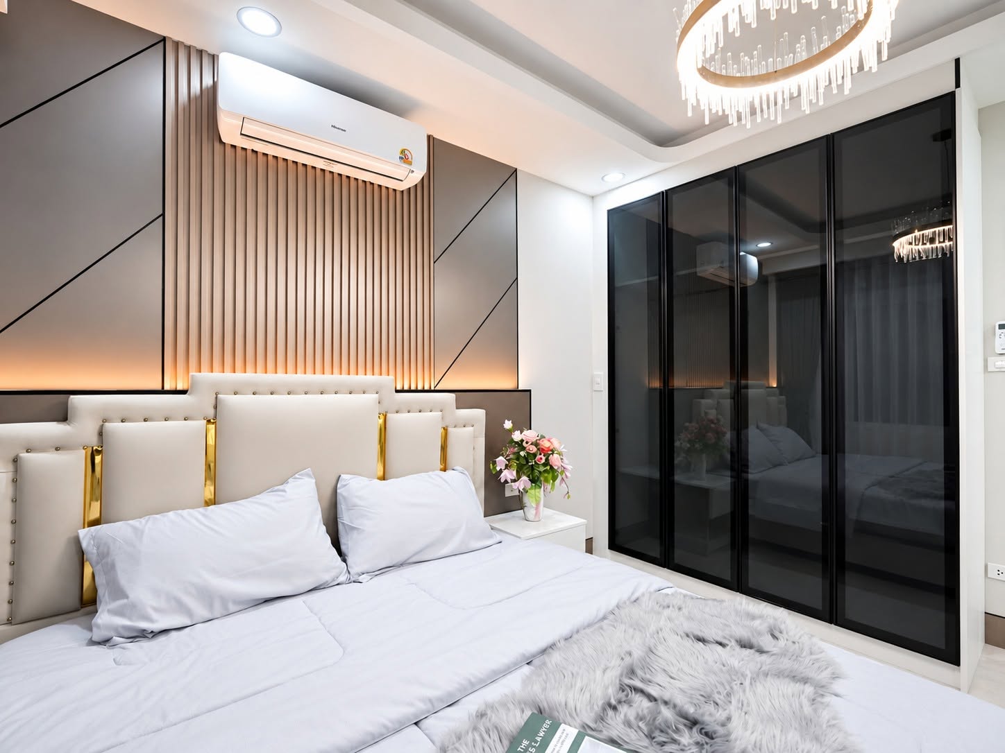 For Sale: Large 2-story detached house  @Soi Siam Country Club