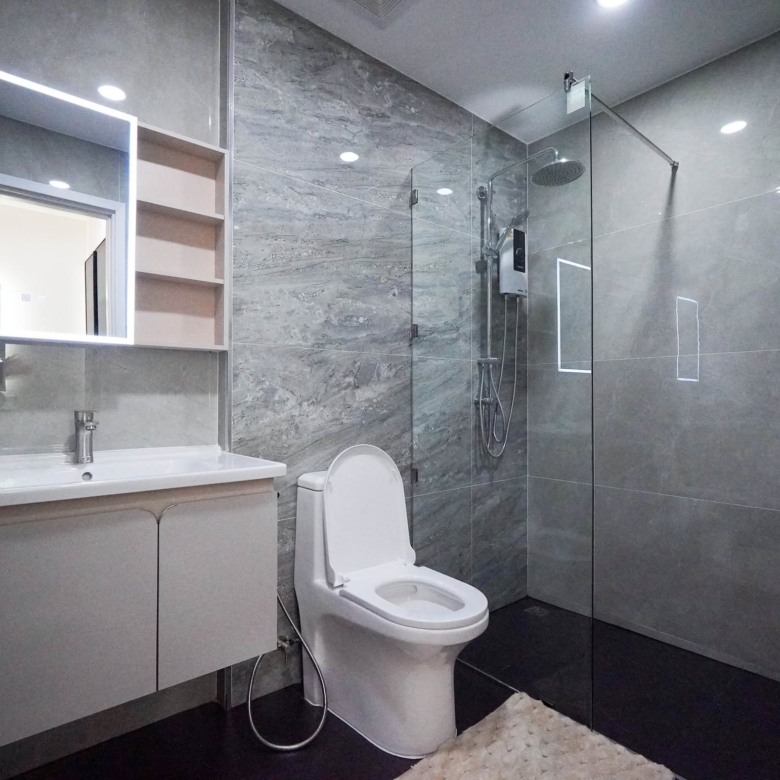  For Sale: Large 2-story detached house  @Soi Siam Country Club