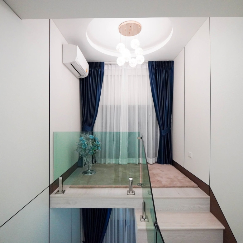  For Sale: Large 2-story detached house  @Soi Siam Country Club