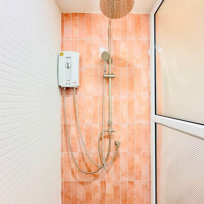 Newly Renovated Condo 1 Bed, 1 Bath 48 SQM. @ View Talay Condo 5D
