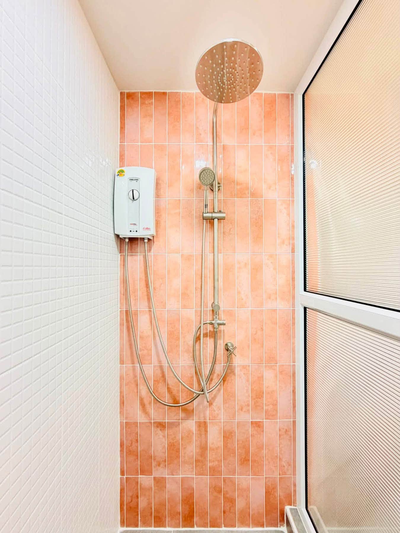 Newly Renovated Condo 1 Bed, 1 Bath 48 SQM. @ View Talay Condo 5D