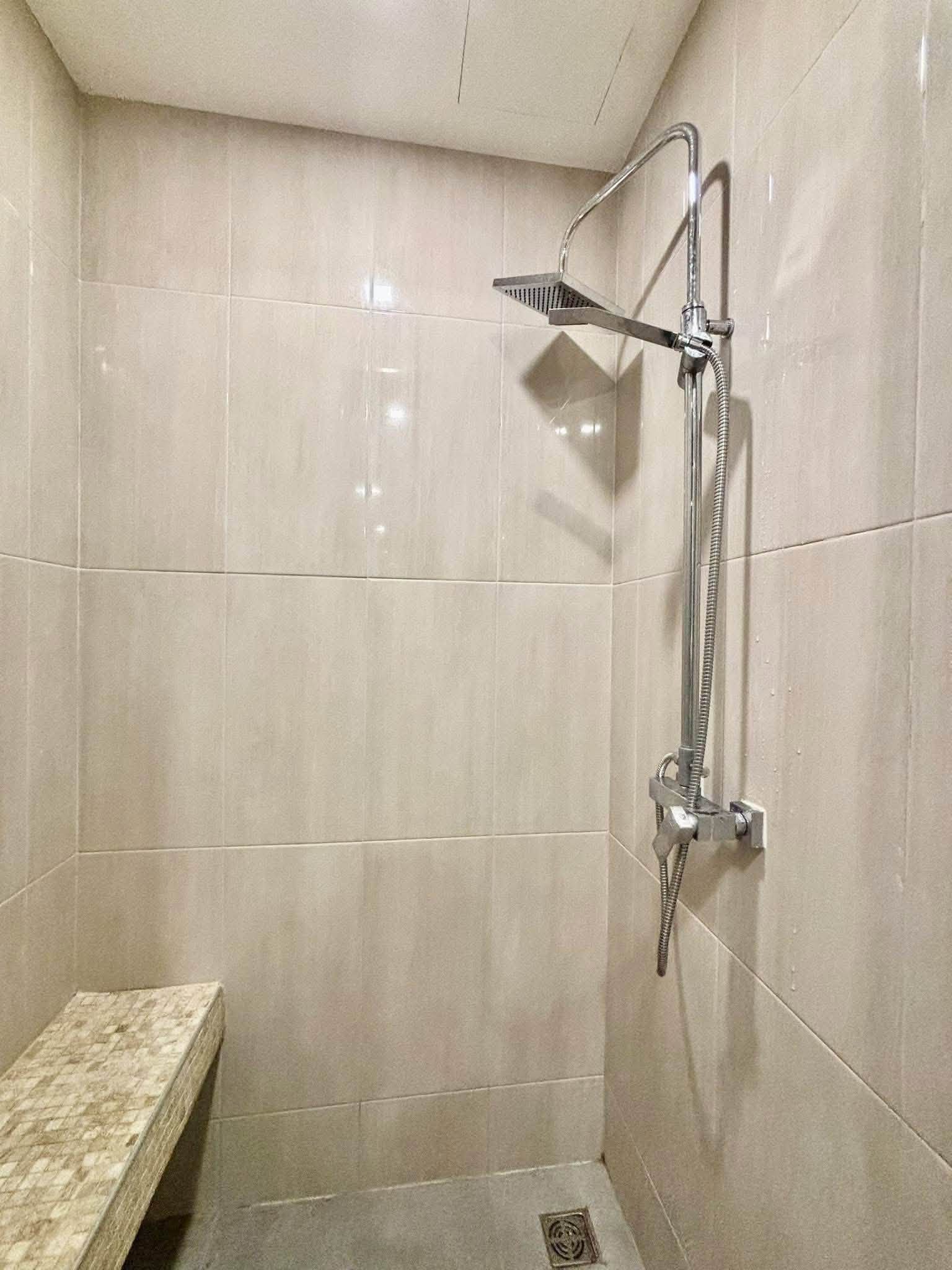 Stunning View Condo 2 Bed, 2 Bath 65 SQM. @ The Jewel condo