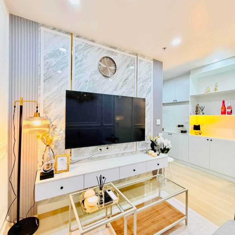 Newly Renovated Condo 1 Bed, 1 Bath 48 SQM. @ View Talay Condo 5D