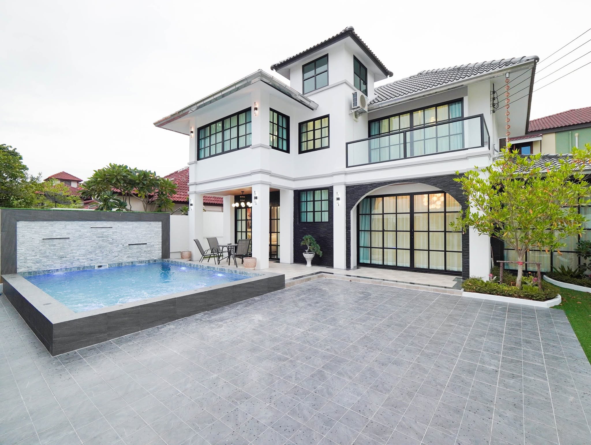  For Sale: Large 2-story detached house  @Soi Siam Country Club