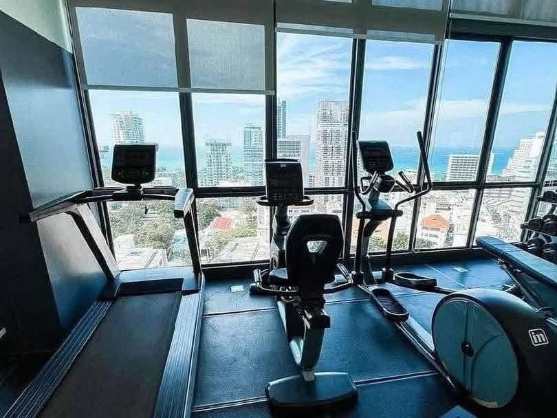 Stunning View Condo 2 Bed, 2 Bath 65 SQM. @ The Jewel condo