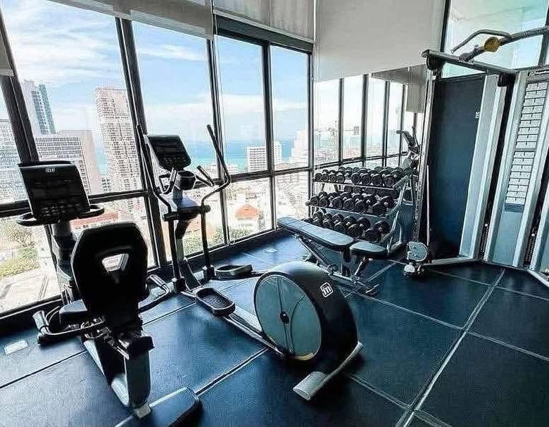 Stunning View Condo 2 Bed, 2 Bath 65 SQM. @ The Jewel condo