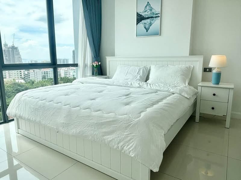 Stunning View Condo 2 Bed, 2 Bath 65 SQM. @ The Jewel condo