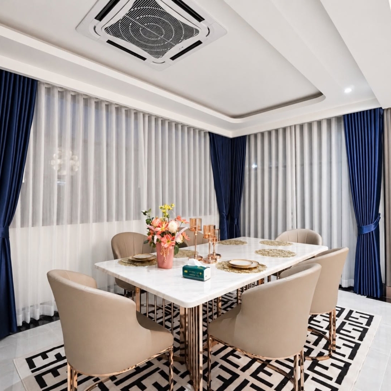  For Sale: Large 2-story detached house  @Soi Siam Country Club