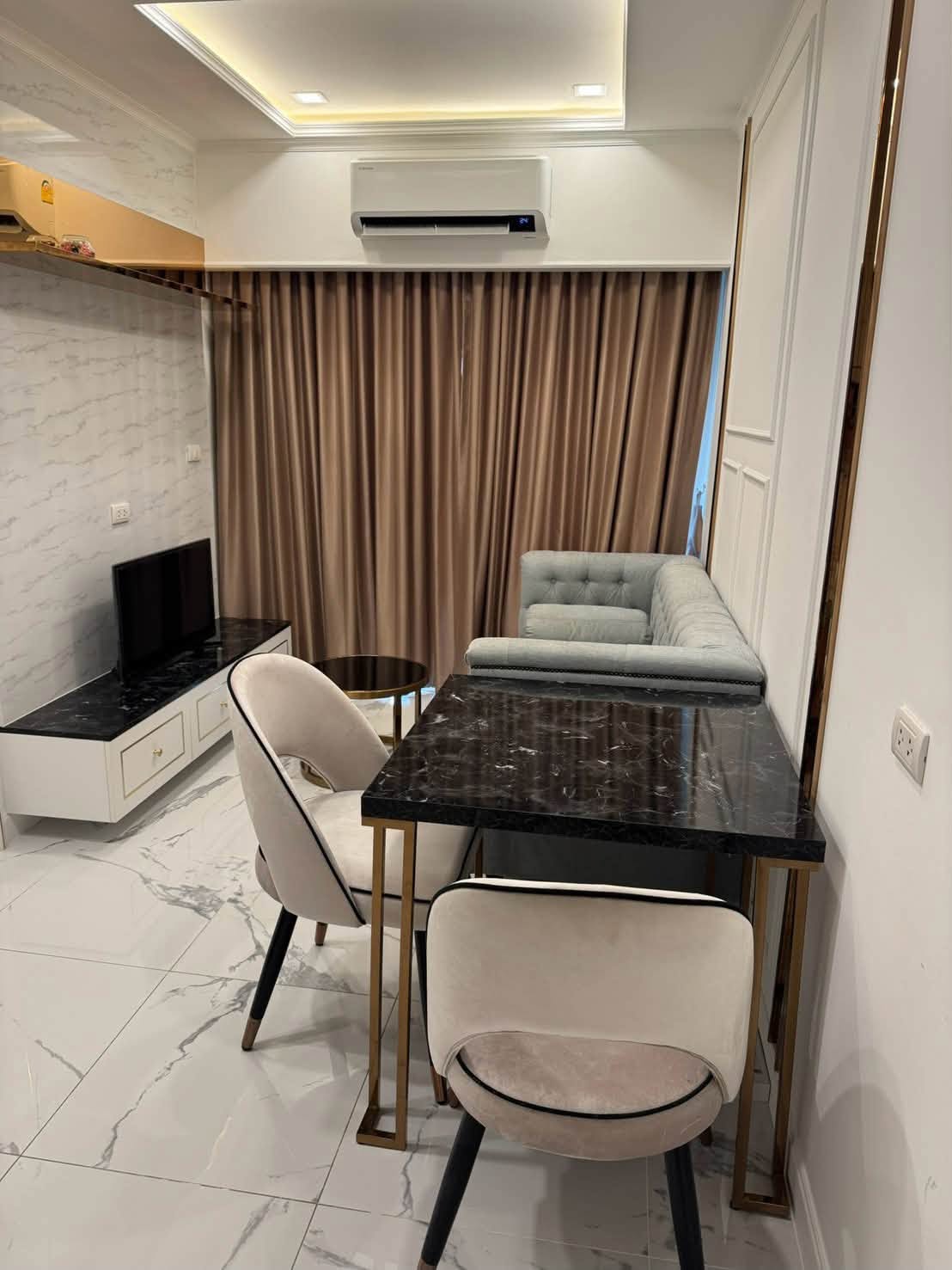For Rent : Modern Luxury Style (Fully Furnished) @ The Empire Tower Pattaya