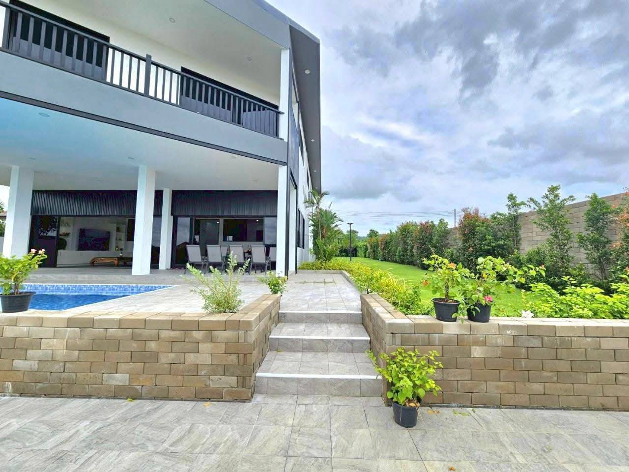 Private Pool Villa 5 Bed, 7 Bath 247 SQW. @ Bang Saray