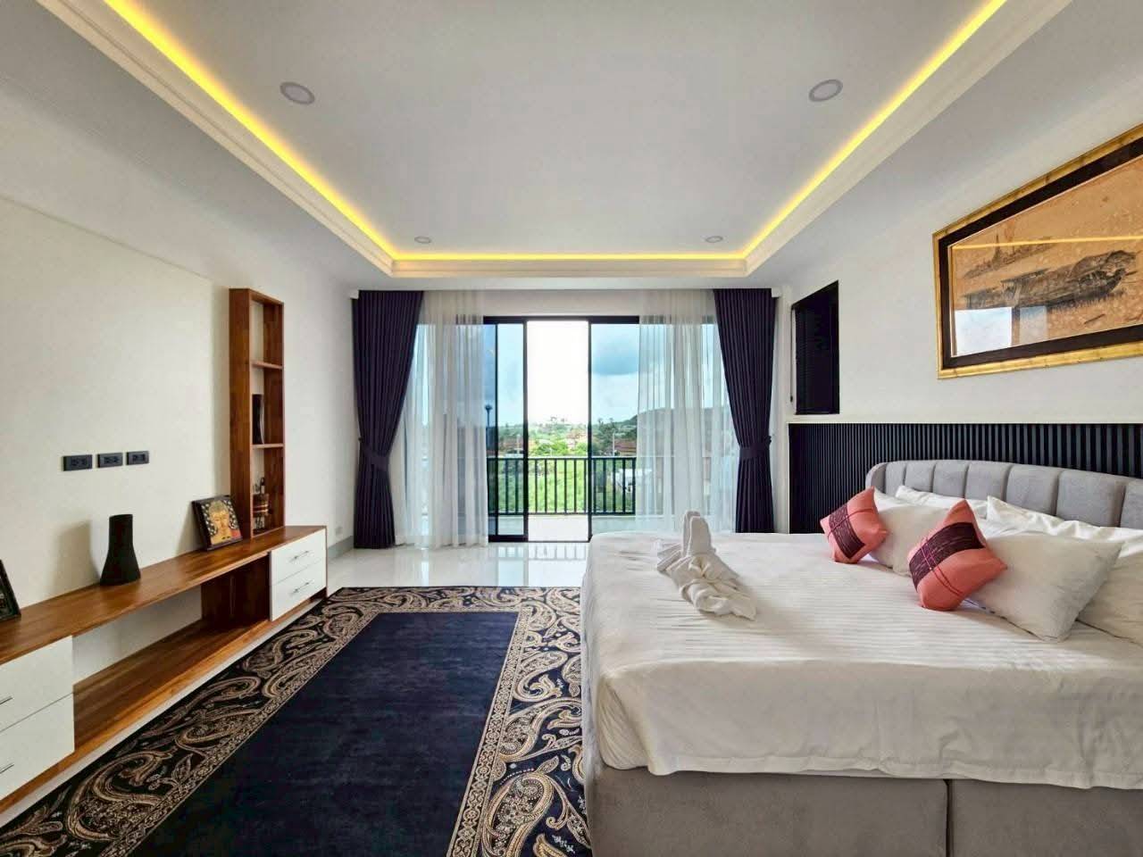 Private Pool Villa 5 Bed, 7 Bath 247 SQW. @ Bang Saray