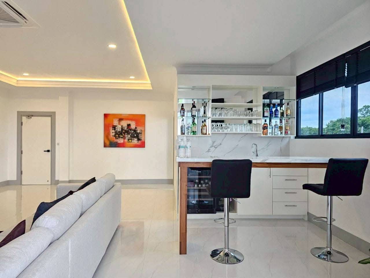 Private Pool Villa 5 Bed, 7 Bath 247 SQW. @ Bang Saray