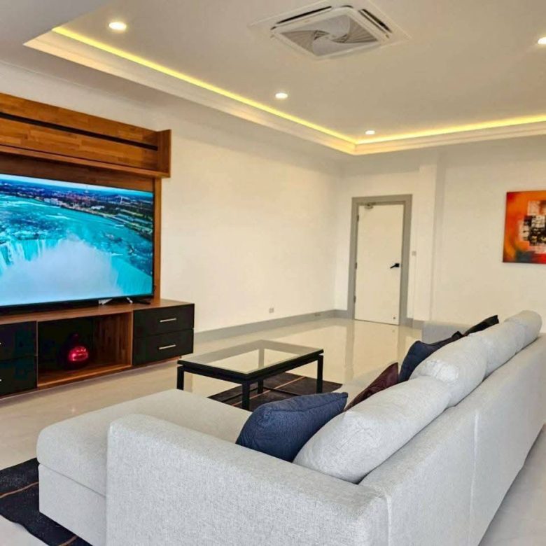 Private Pool Villa 5 Bed, 7 Bath 247 SQW. @ Bang Saray