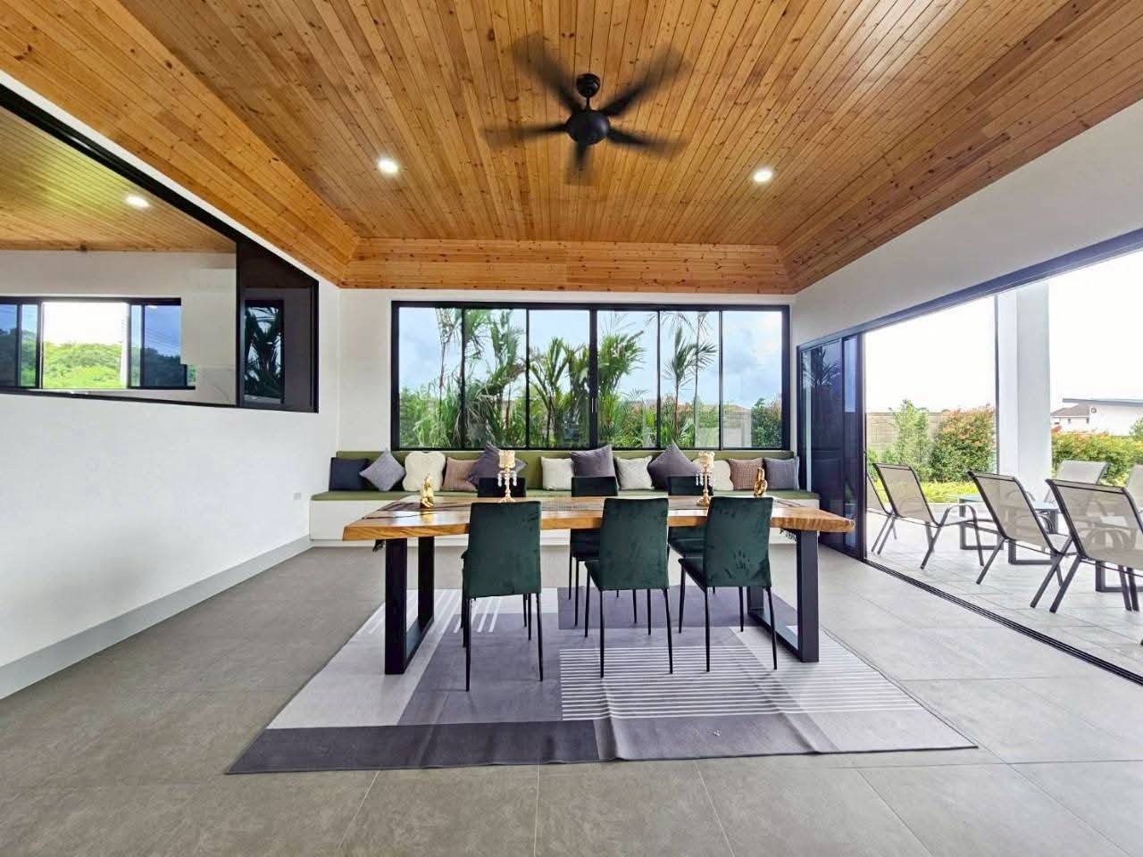 Private Pool Villa 5 Bed, 7 Bath 247 SQW. @ Bang Saray