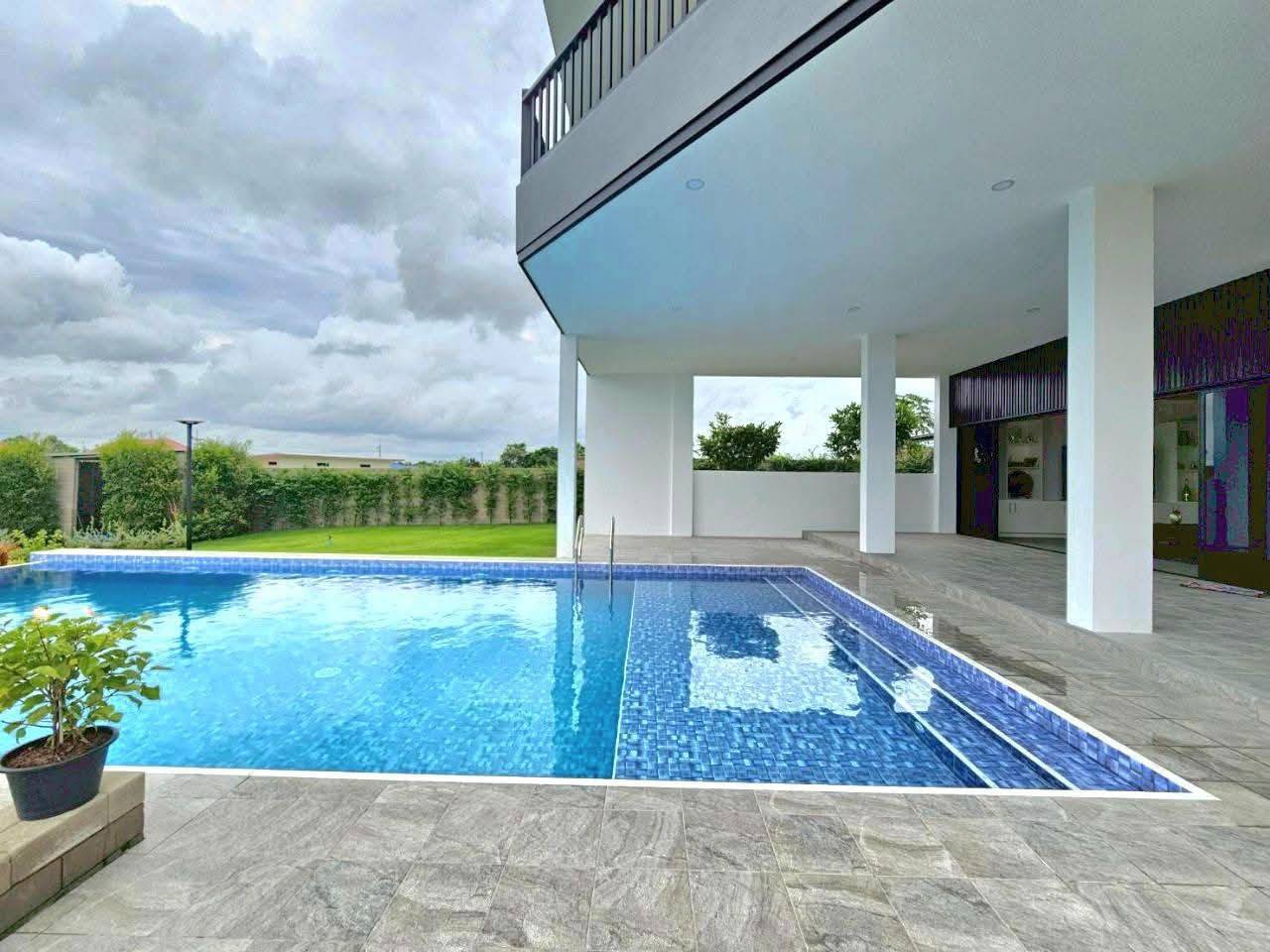 Private Pool Villa 5 Bed, 7 Bath 247 SQW. @ Bang Saray