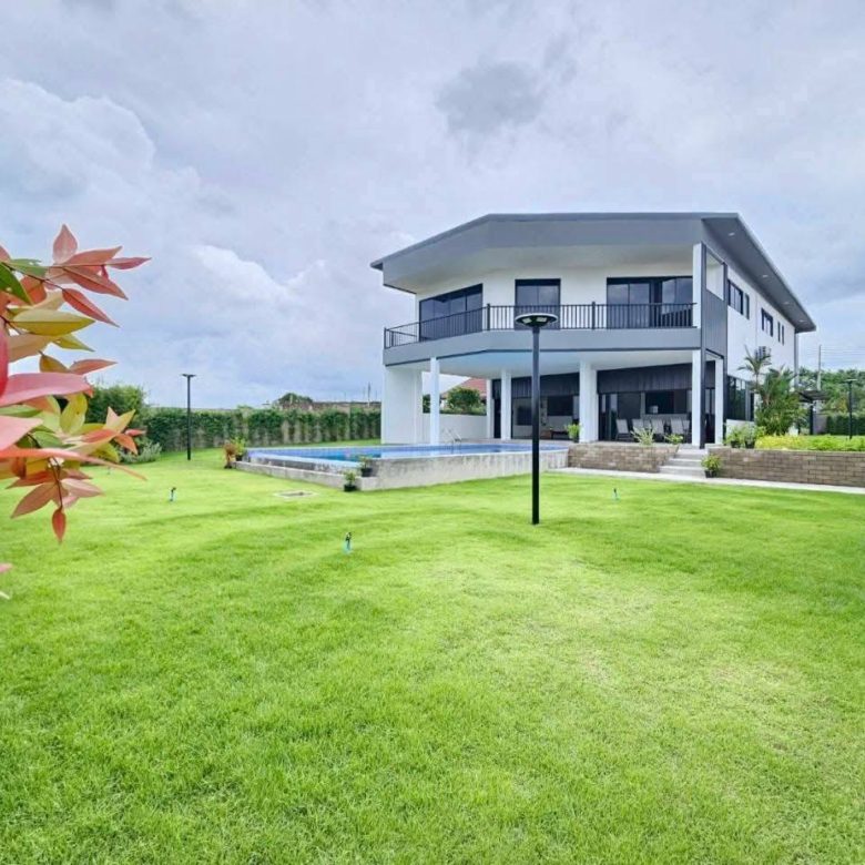 Private Pool Villa 5 Bed, 7 Bath 247 SQW. @ Bang Saray