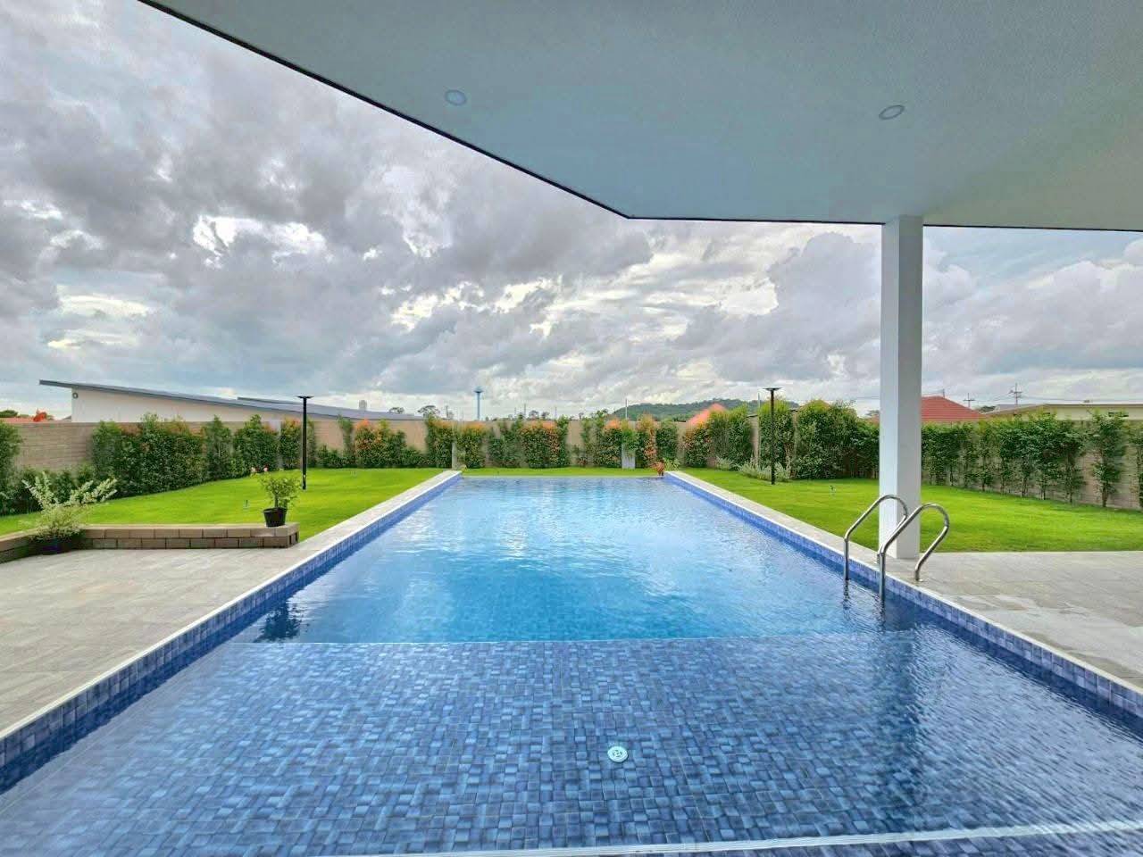 Private Pool Villa 5 Bed, 7 Bath 247 SQW. @ Bang Saray