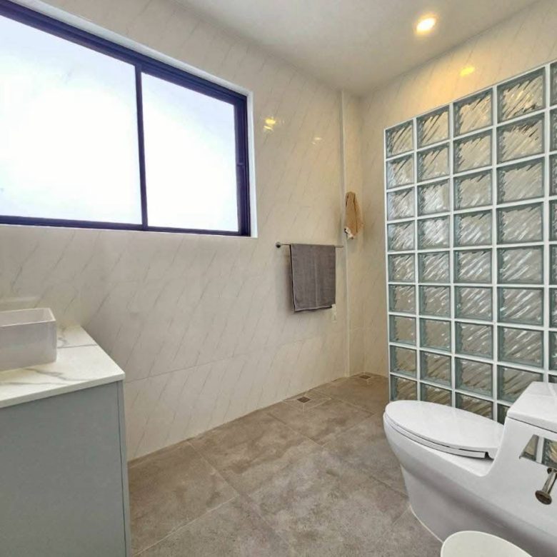 Private Pool Villa 5 Bed, 7 Bath 247 SQW. @ Bang Saray