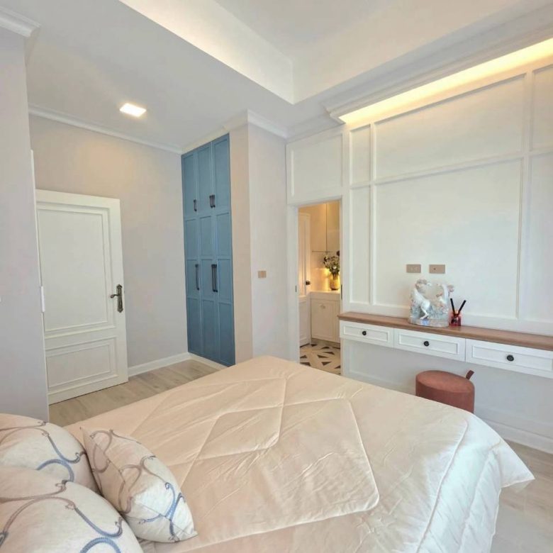 Prime Location Pool Villa 5 Bed, 5 Bath 100 SQW. @ Jomtien-Chaiyaphruek, Pattaya