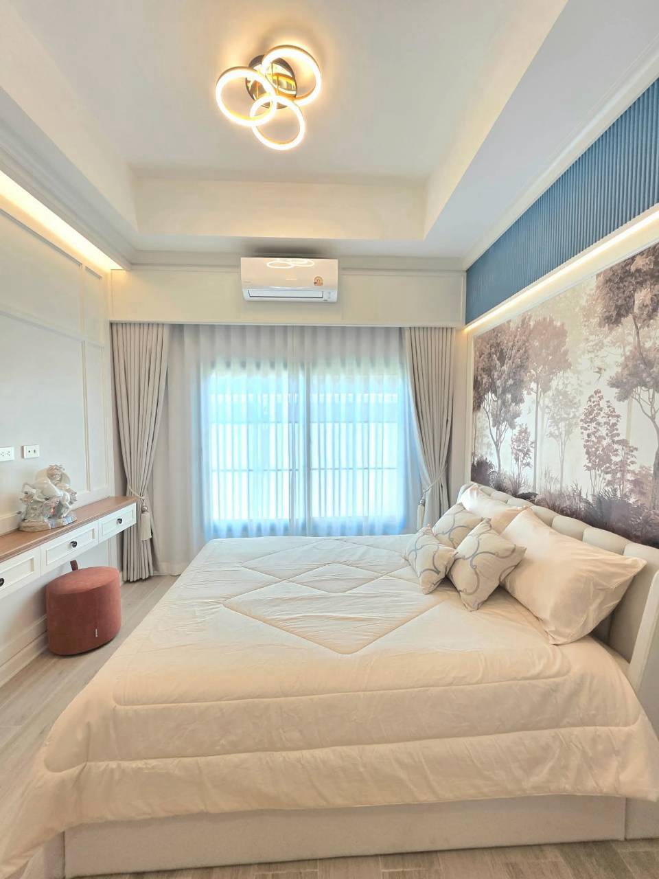 Prime Location Pool Villa 5 Bed, 5 Bath 100 SQW. @ Jomtien-Chaiyaphruek, Pattaya