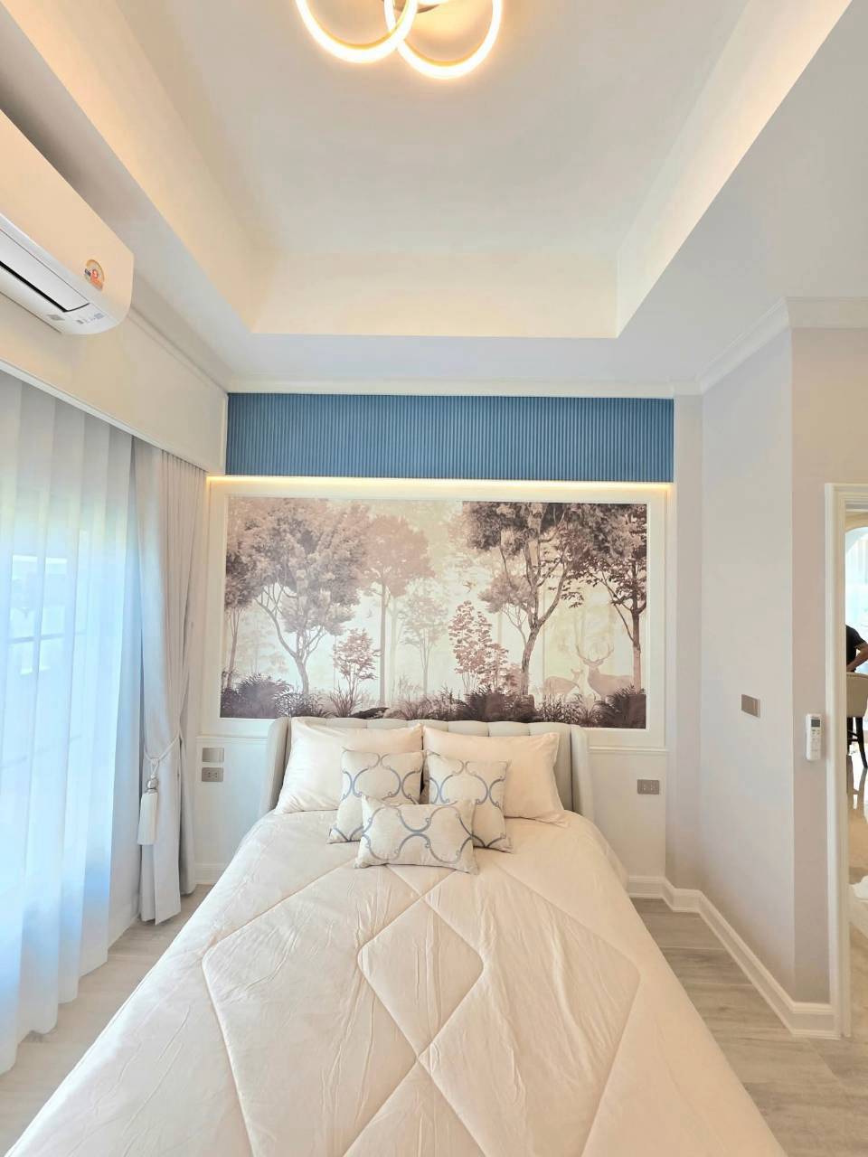 Prime Location Pool Villa 5 Bed, 5 Bath 100 SQW. @ Jomtien-Chaiyaphruek, Pattaya