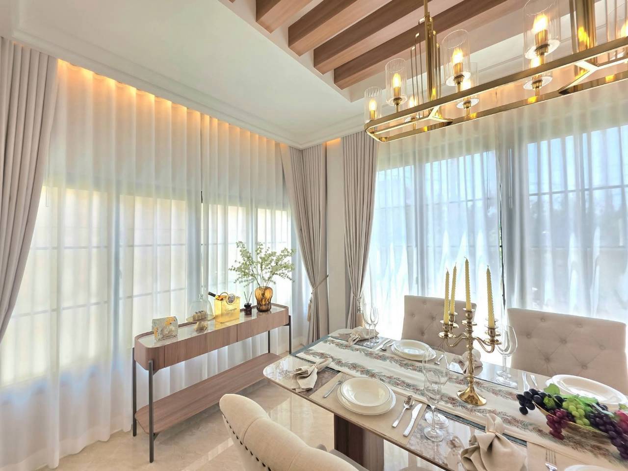 Prime Location Pool Villa 5 Bed, 5 Bath 100 SQW. @ Jomtien-Chaiyaphruek, Pattaya