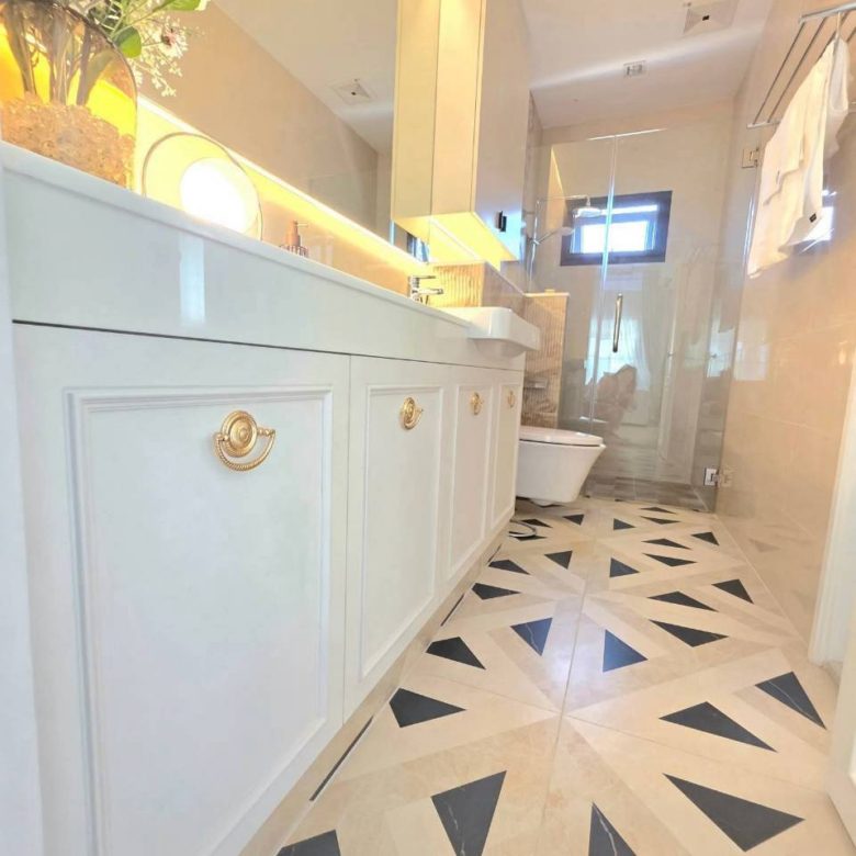 Prime Location Pool Villa 5 Bed, 5 Bath 100 SQW. @ Jomtien-Chaiyaphruek, Pattaya