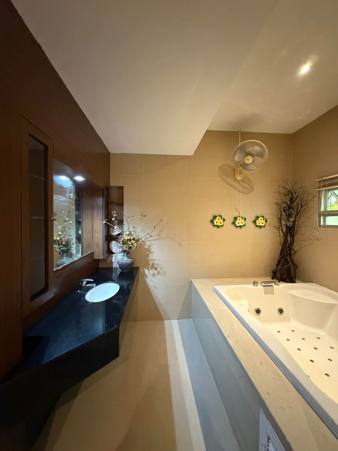 For Sale: House for sale on Pratumnak Hill, near the sea. @ Pratumnak Hill