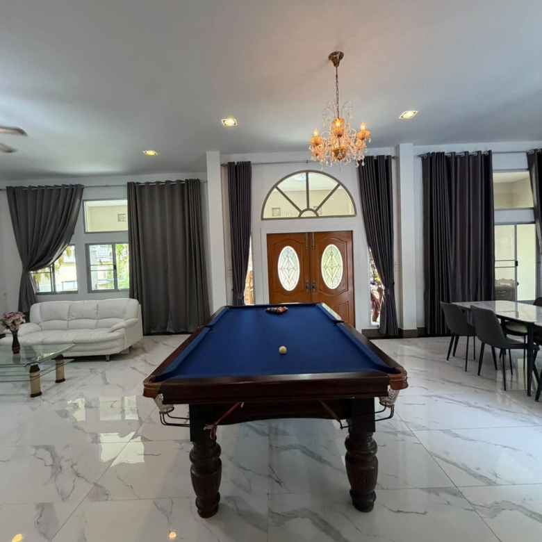 For Sale: House for sale on Pratumnak Hill, near the sea. @ Pratumnak Hill