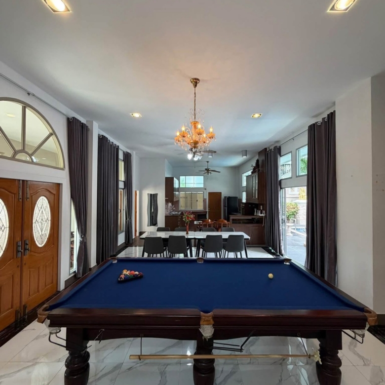 For Sale: House for sale on Pratumnak Hill, near the sea. @ Pratumnak Hill