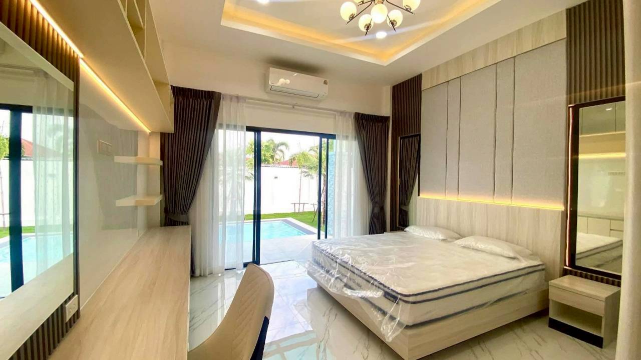 พูลวิลล่าทำเลดี 3 ห้องนอน 3 ห้องน้ำ 133.1 ตร.ว. @ ห้วยใหญ่