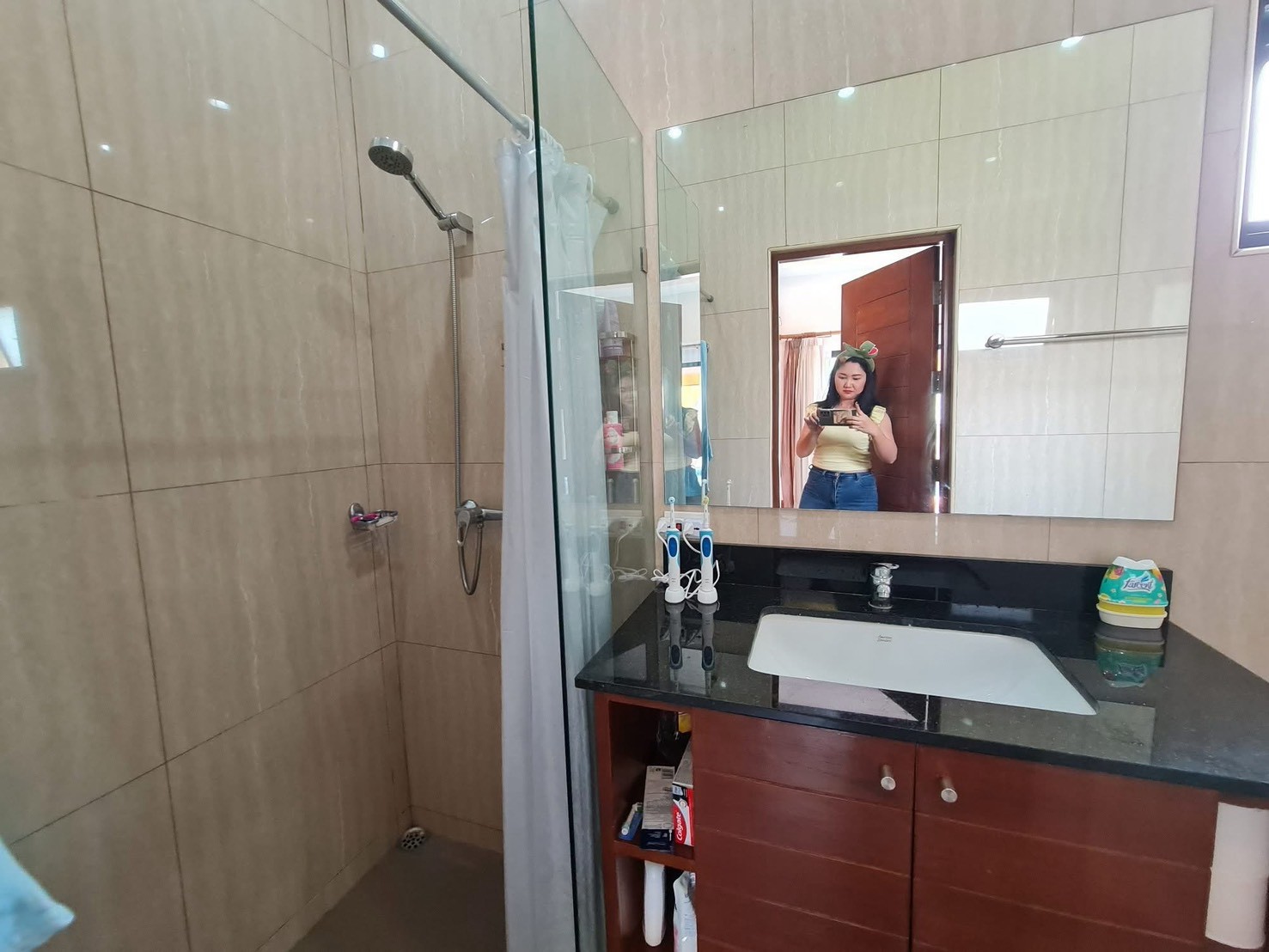 For Sale: Beachfront House For Sale near the sea. @ Bang Sa ray