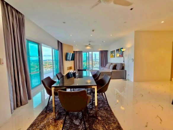 Beach Front Conner Condo 2 Bed, 2 Bath 143 SQM. @ View Talay 5D