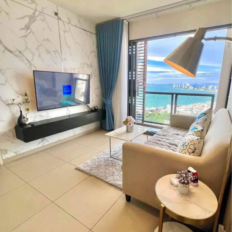 Prime Location Condo 2 Bed, 2 Bath 53 SQM. @ Unixx South Pattaya