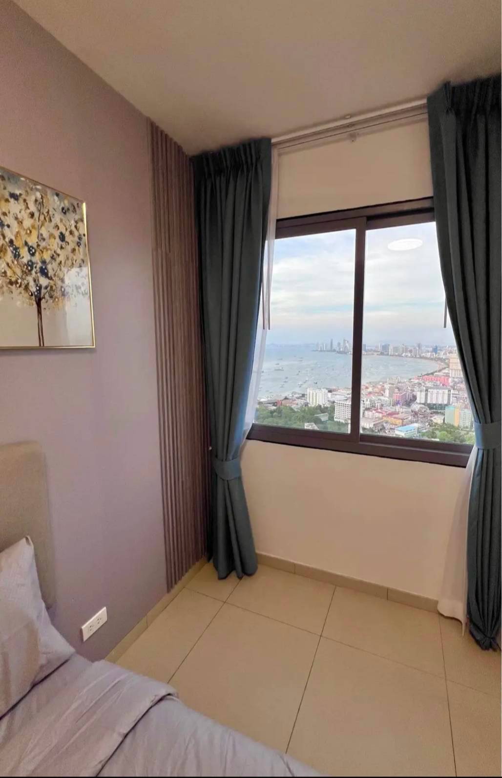 Prime Location Condo 2 Bed, 2 Bath 53 SQM. @ Unixx South Pattaya