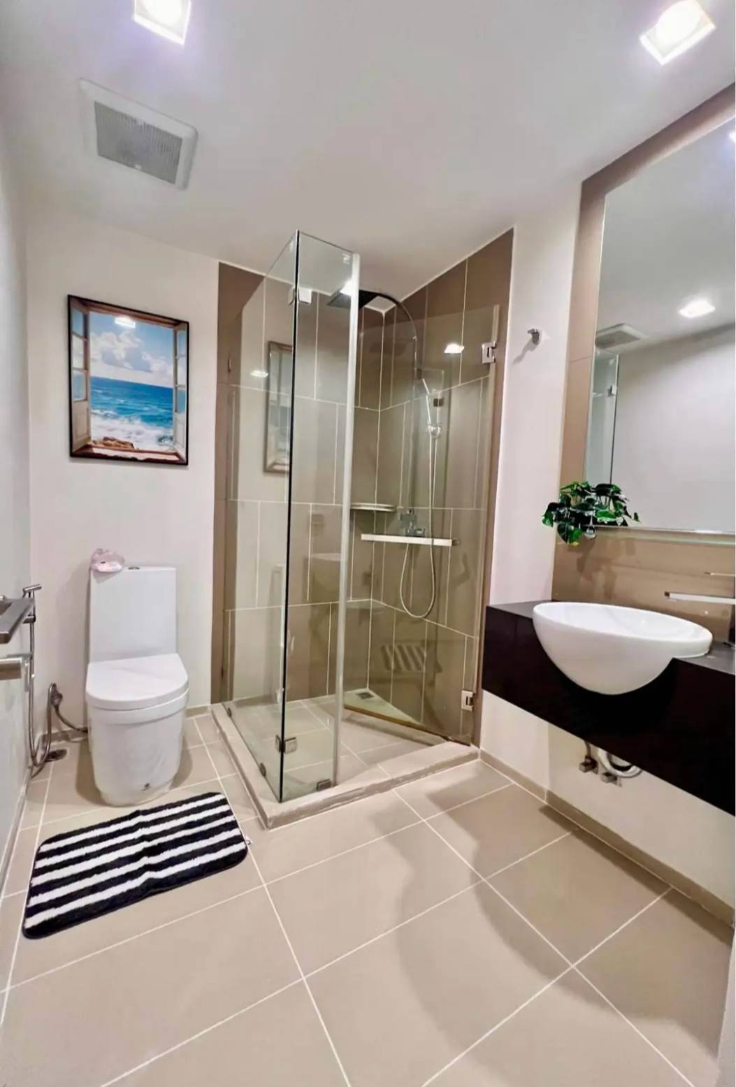 Prime Location Condo 2 Bed, 2 Bath 53 SQM. @ Unixx South Pattaya