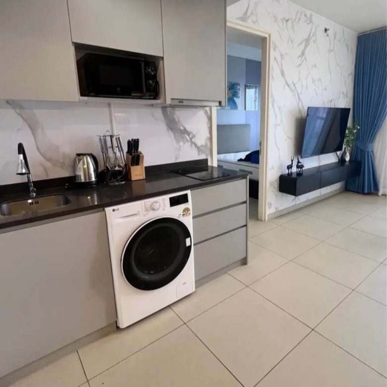 Prime Location Condo 2 Bed, 2 Bath 53 SQM. @ Unixx South Pattaya
