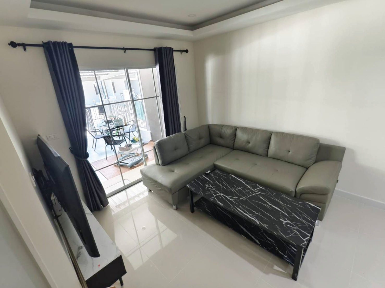 Beatiful Town House 4 Bed, 2 Bath 18 SQW.@ Ileaf Prime Pattaya-Jomtien