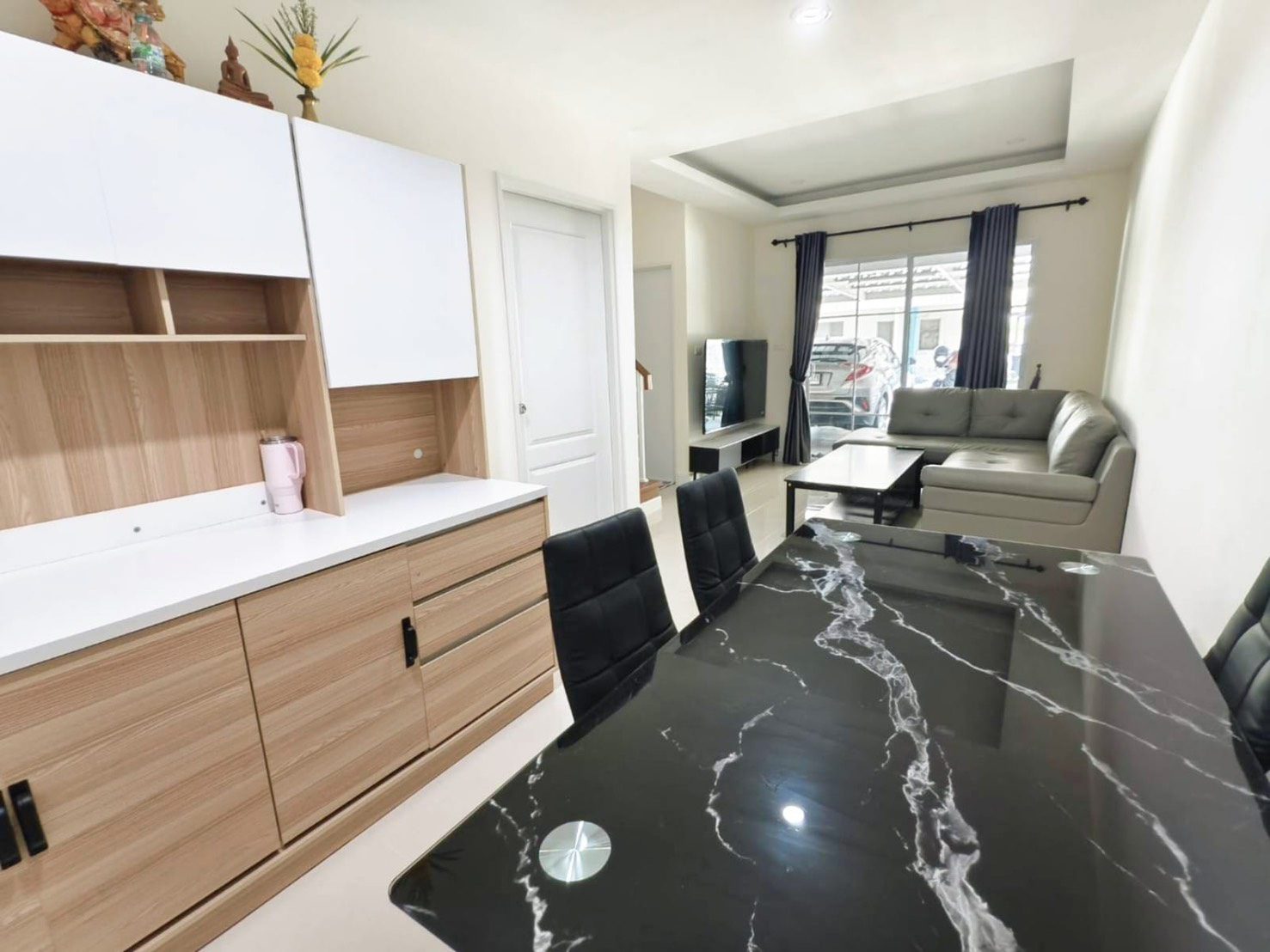 Beatiful Town House 4 Bed, 2 Bath 18 SQW.@ Ileaf Prime Pattaya-Jomtien