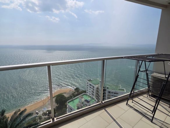 Spacious Condo 3 Bed, 2 Bath 161.15 SQM. @ Sand Condo Pratumnak