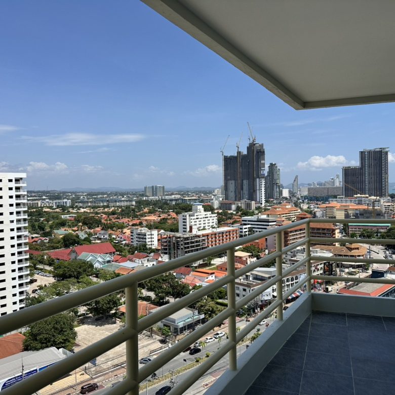 Modern Condo 2 Bed, 2 Bath143 SQM.@ View Talay 5D