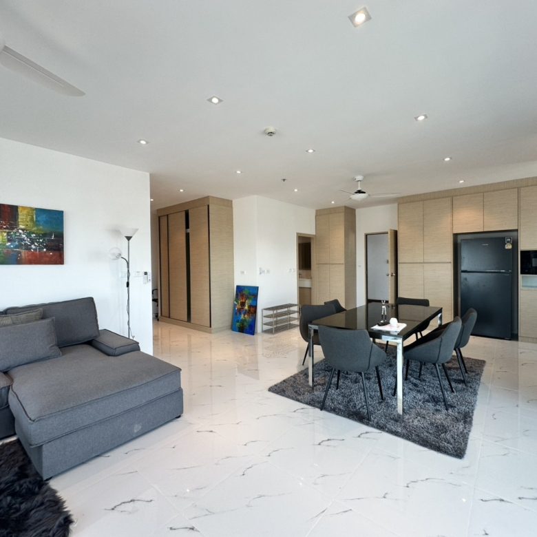 Modern Condo 2 Bed, 2 Bath143 SQM.@ View Talay 5D