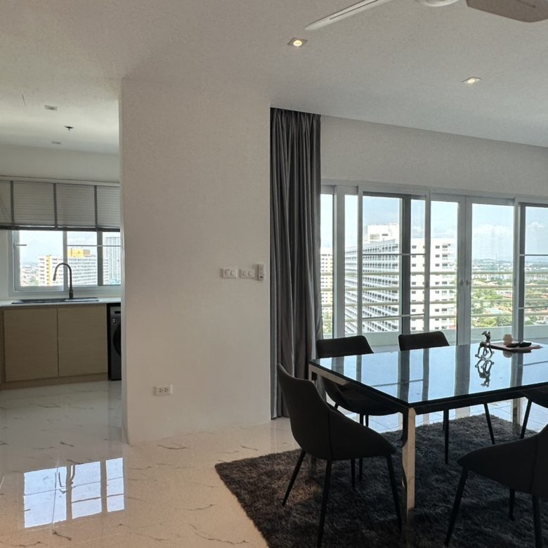 Modern Condo 2 Bed, 2 Bath143 SQM.@ View Talay 5D
