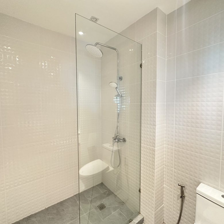 Modern Condo 2 Bed, 2 Bath143 SQM.@ View Talay 5D