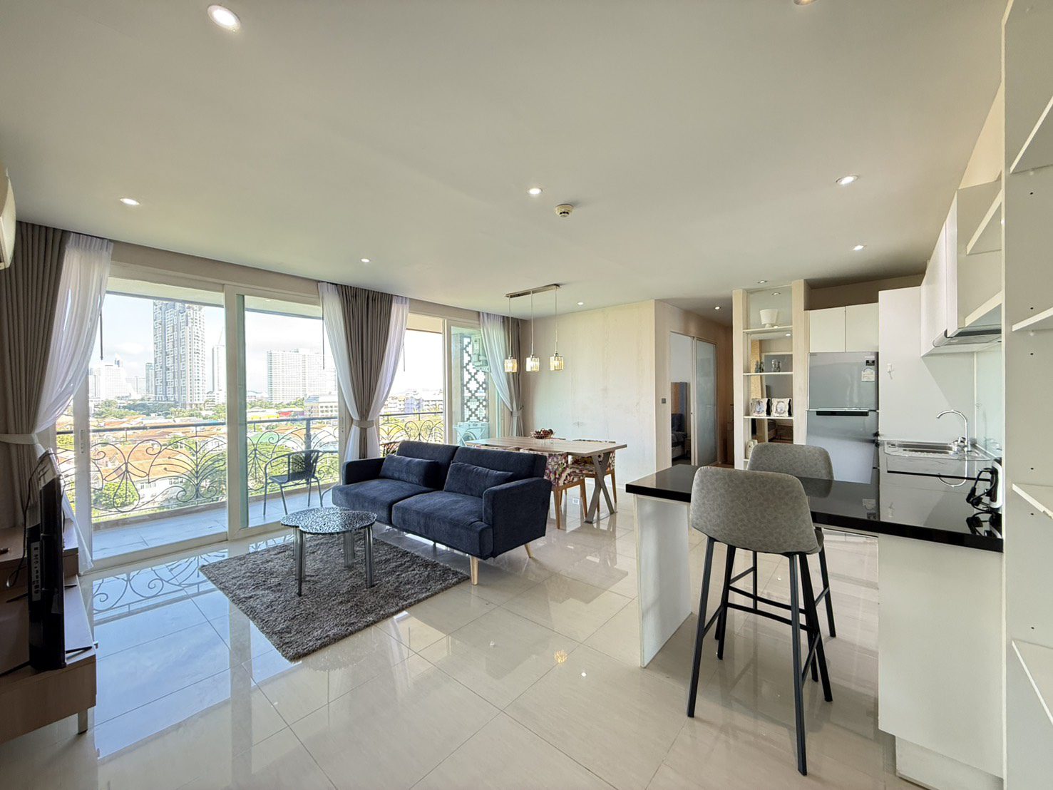 Nice Price Condo 2 Bed, 2 Bath 73 SQM. @ Atlantis Condo