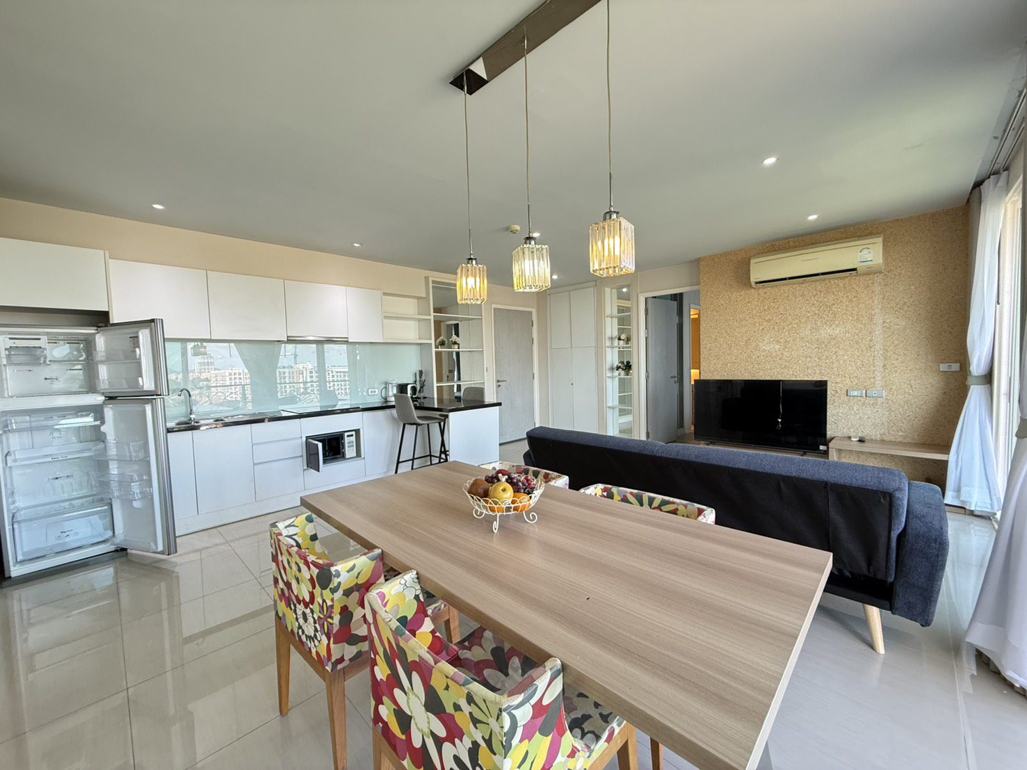 Nice Price Condo 2 Bed, 2 Bath 73 SQM. @ Atlantis Condo
