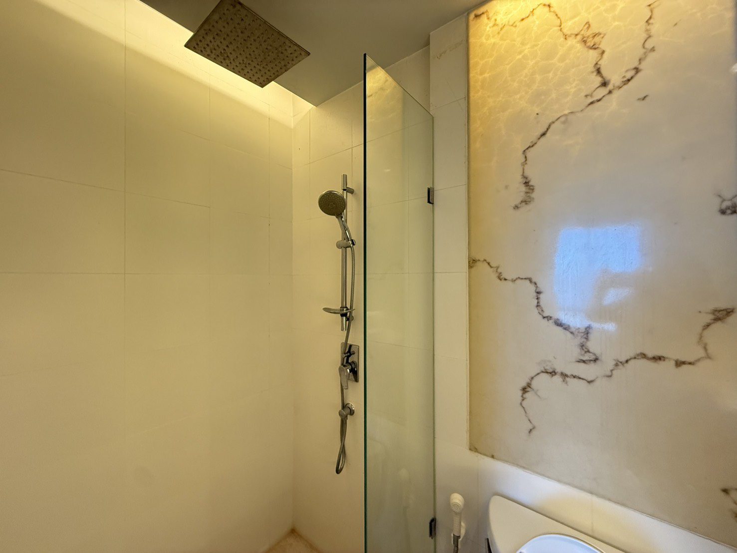 Nice Price Condo 2 Bed, 2 Bath 73 SQM. @ Atlantis Condo